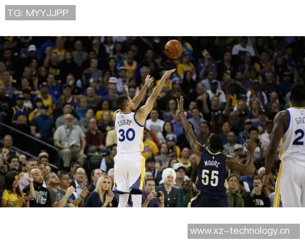 库里揭幕战表现出色16投7中贡献20分4板5助1帽三分球命中率高达50