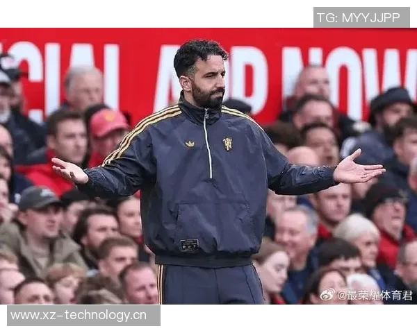 卡拉格与斯科尔斯齐声呼吁阿莫林圣诞前辞职时间已不再充裕