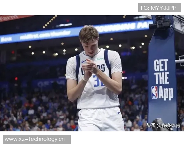 浓眉评价弗拉格首场比赛表现称紧张情绪正常相信他会克服困难