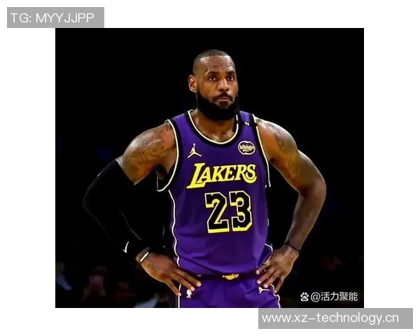 老詹在湖人战术体系中的定位分析与角色转变探讨 老詹在湖人战术体系中的定位分析与角色转变探讨